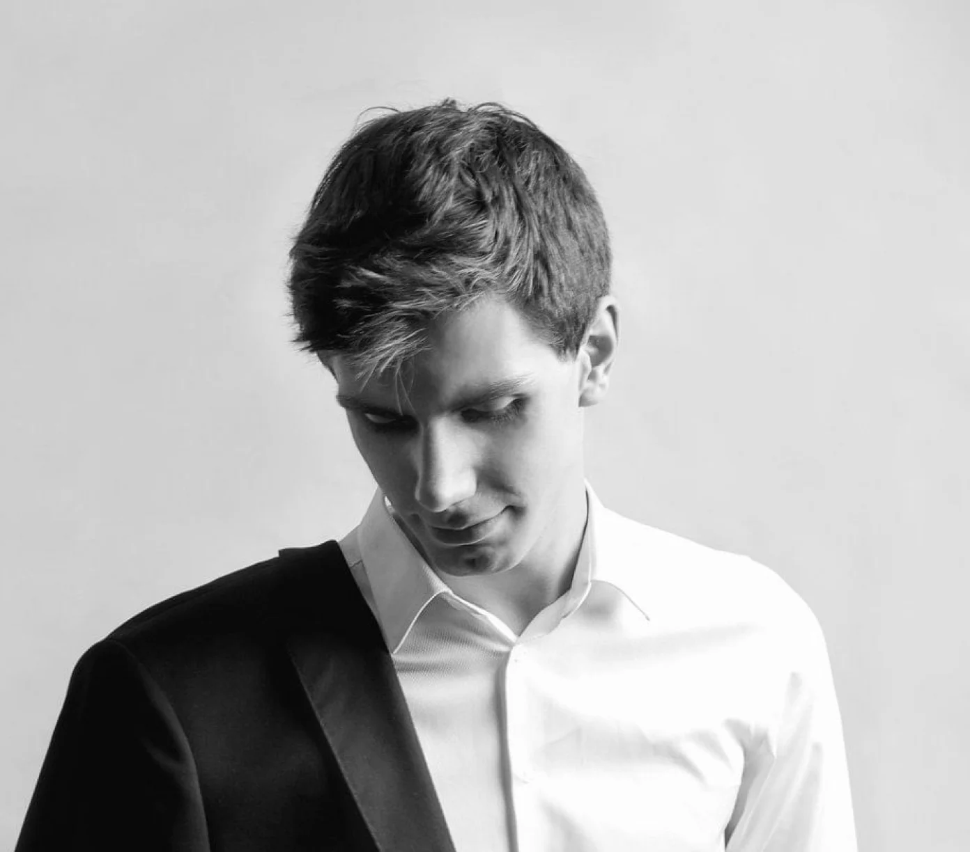 Обложка концерта «Pianissimo: Константин Хачикян»